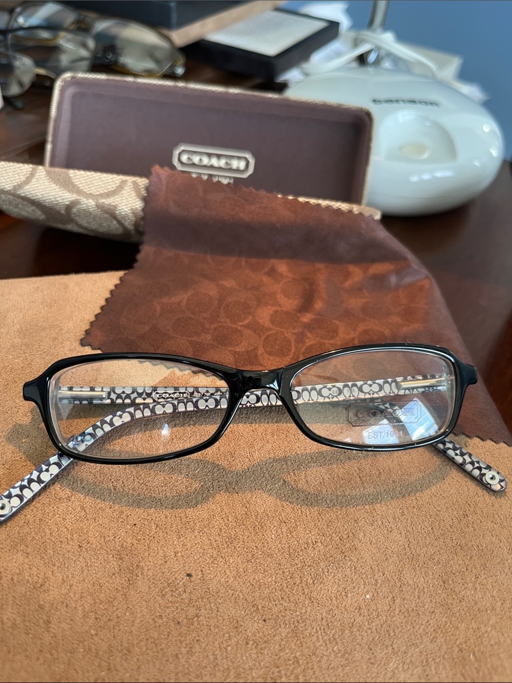 Coach Lizzie 514,Black Glasses with Bling & Patterned Temples w pearl inside frt
